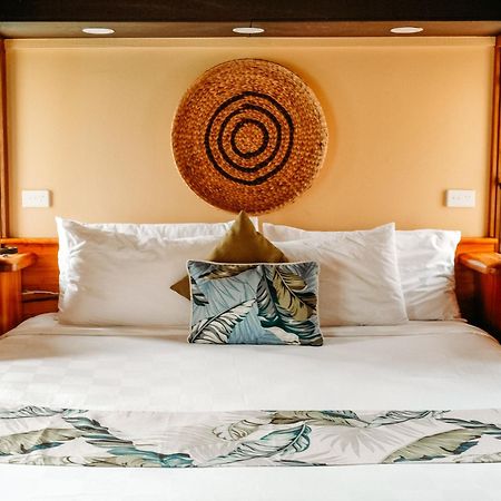 Koro Sun Resort & Rainforest Spa Савусаву Экстерьер фото