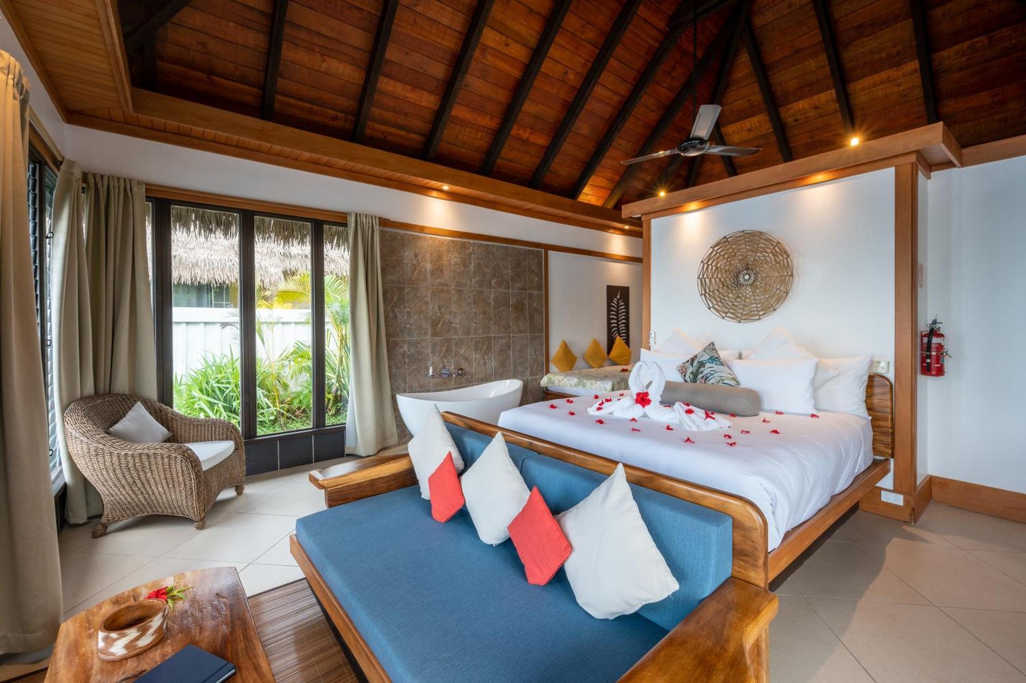 Koro Sun Resort & Rainforest Spa Савусаву Экстерьер фото